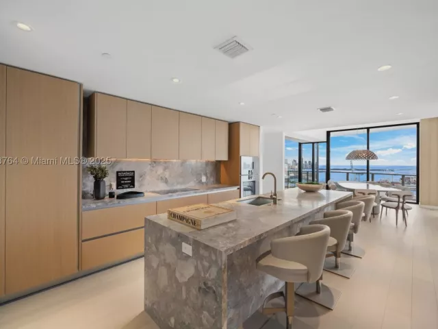 Продажа квартиры #3402.03 - фото 9049531