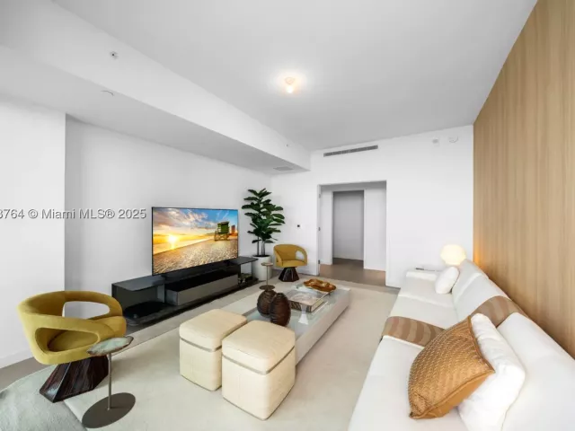 Продажа квартиры #3402.03 - фото 9049554