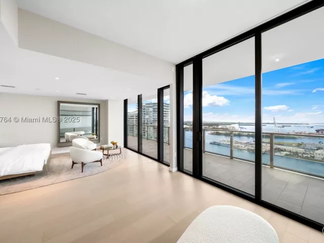 Продажа квартиры #3402.03 - фото 9049560