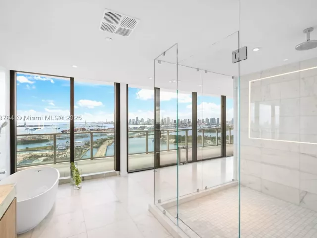 Продажа квартиры #3402.03 - фото 9049636