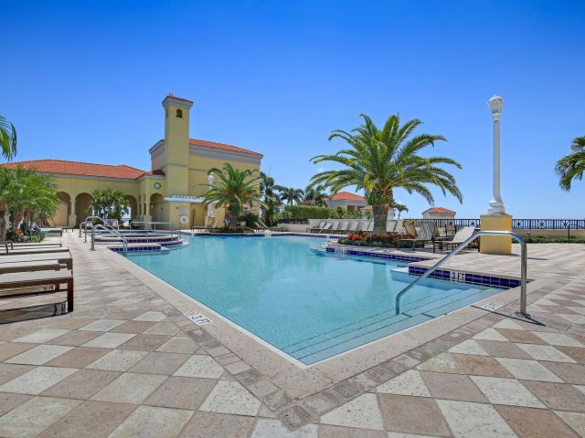 Продажа квартиры #1105 - фото 6846445