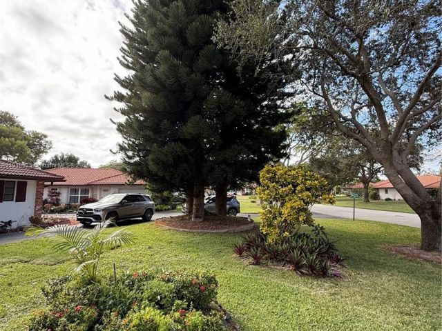 Продажа дома по адресу 300 NW 42nd St - фото 7467604