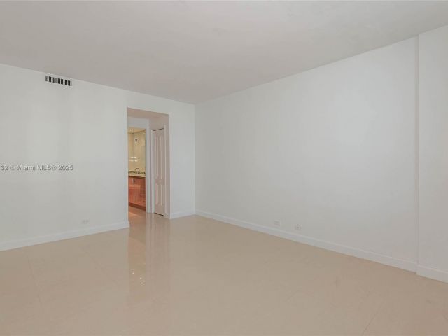 Квартира в аренду номер1411 - фото 7435657