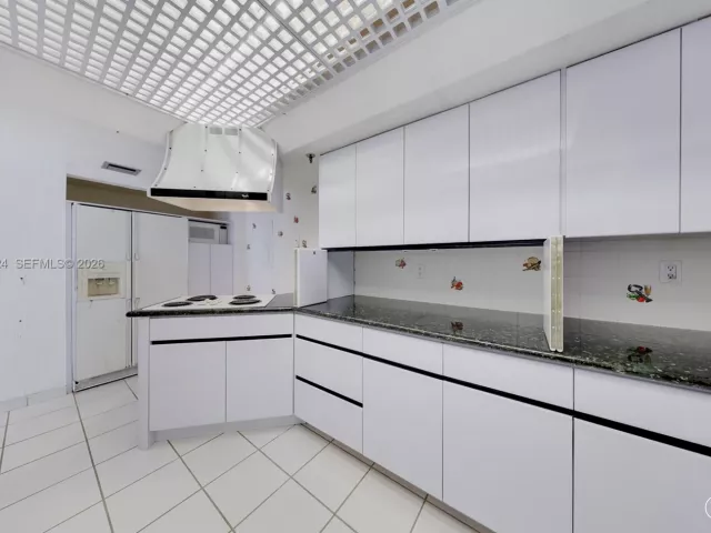 Продажа квартиры #A1104 - фото 6825827