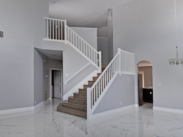 Дом в аренду по адресу 12522 NW 18th Manor - фото 6830822