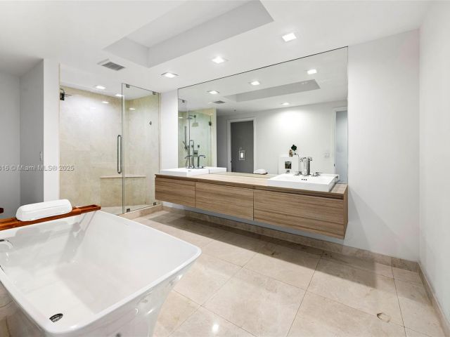 Продажа квартиры #606 - фото 6825127