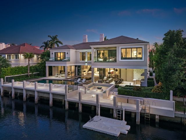 Продажа дома по адресу 701 Sanctuary Drive - фото 6863787