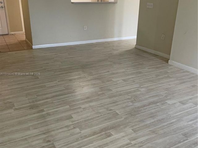 Продажа квартиры #1607 - фото 7437246