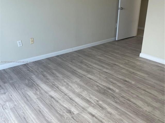 Продажа квартиры #1607 - фото 7437254