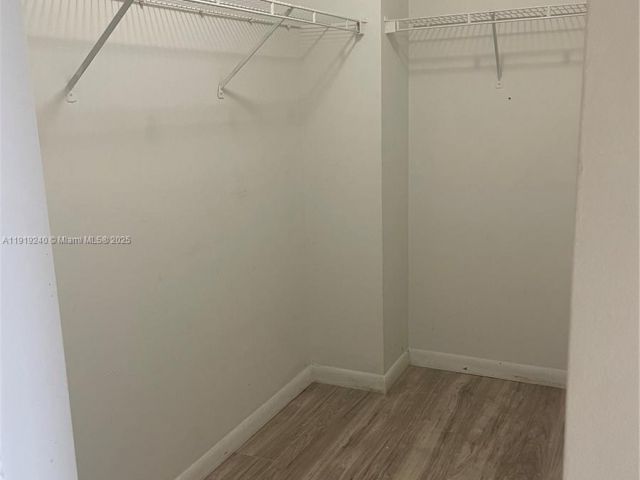 Продажа квартиры #1607 - фото 7437256