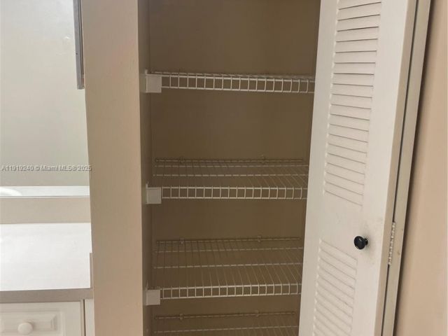 Продажа квартиры #1607 - фото 7437260