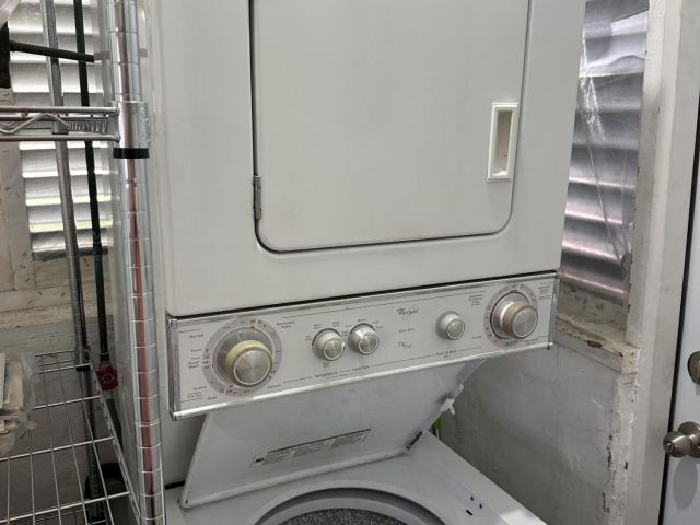 Дом в аренду по адресу 229 Lakeland Drive - фото 6829871