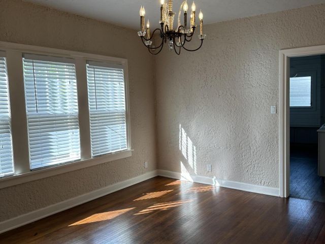 Дом в аренду по адресу 229 Lakeland Drive - фото 6829878