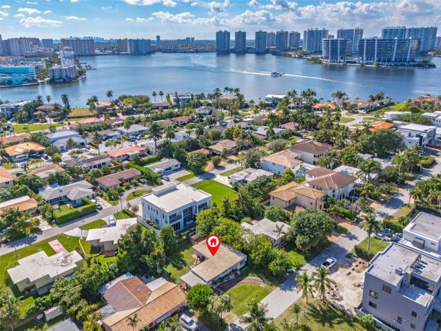 Продажа дома по адресу 242 189th St - фото 6827532