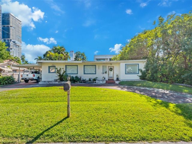 Продажа дома по адресу 242 189th St - фото 6827537