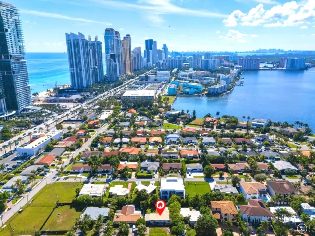 Продажа дома по адресу 242 189th St - фото 6827539