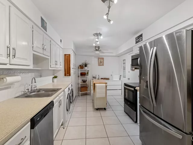 Продажа квартиры #D404 - фото 6824545