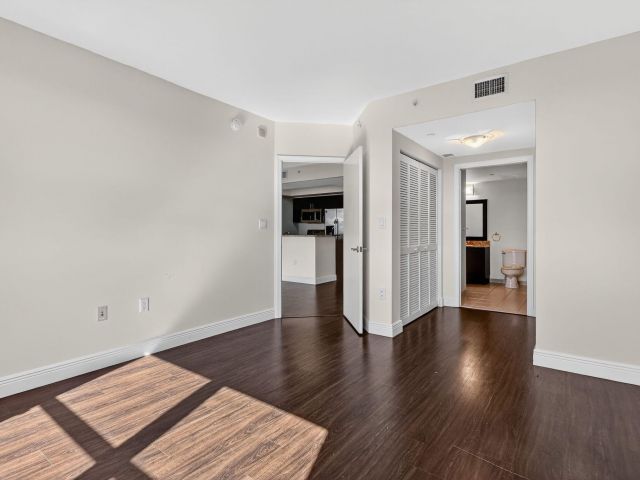 Продажа квартиры #605 - фото 6827690