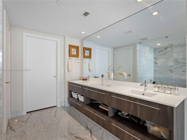 Продажа квартиры #3106 - фото 6826151