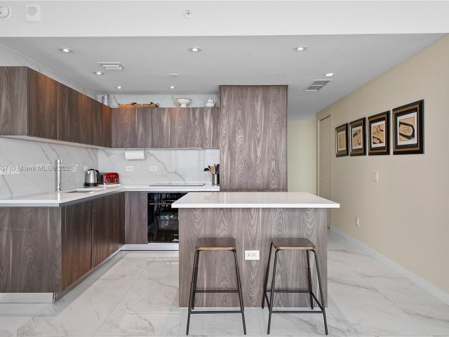 Продажа квартиры #3106 - фото 6826156