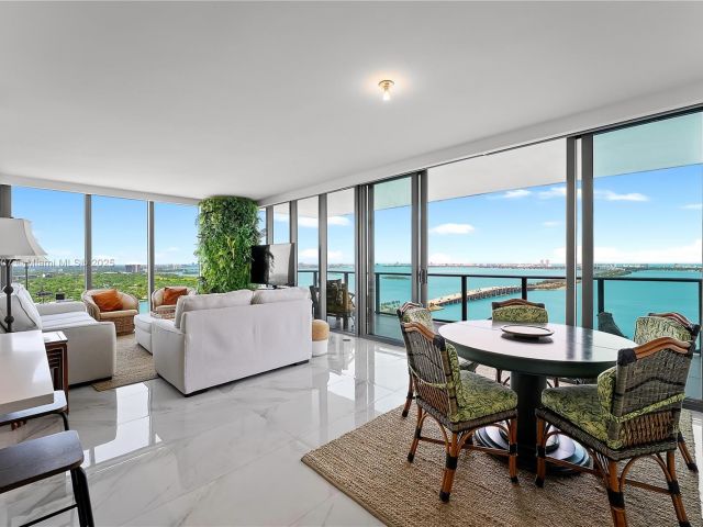 Продажа квартиры #3106 - фото 6826166