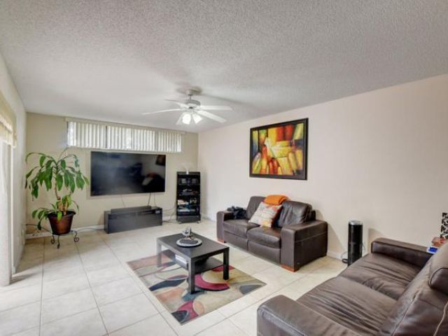 Дом в аренду по адресу 8279 Severn Drive C - фото 6830394