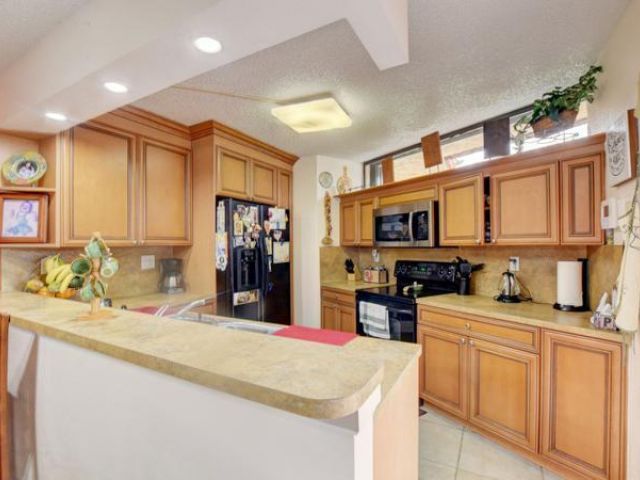 Дом в аренду по адресу 8279 Severn Drive C - фото 6830398