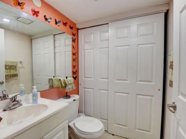 Дом в аренду по адресу 8279 Severn Drive C - фото 6830400