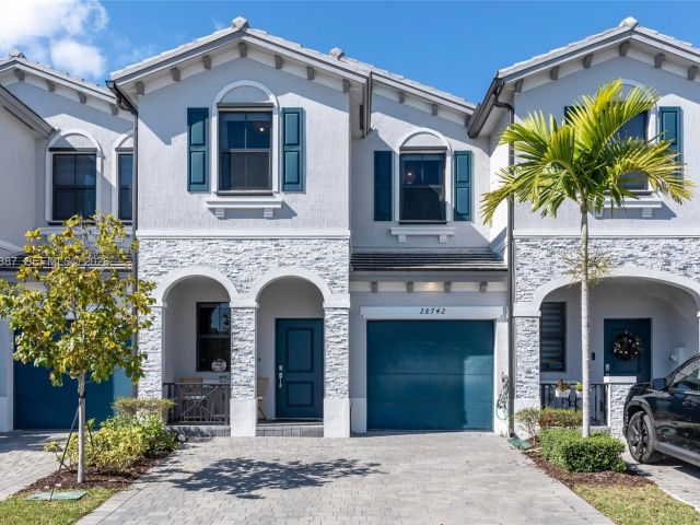 Продажа дома по адресу 28742 SW 134th Ct - фото 7489652