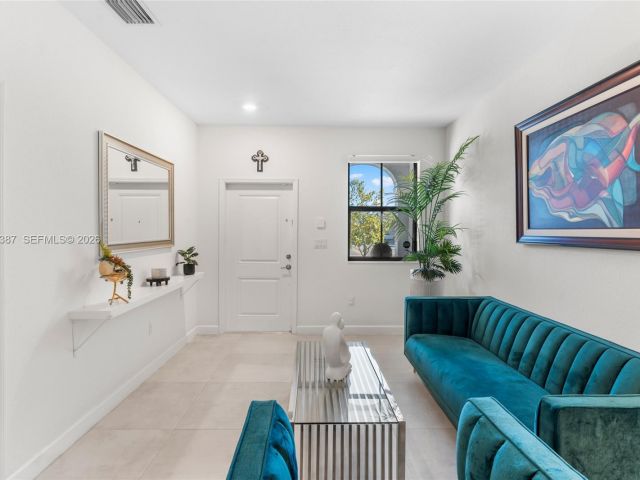 Продажа дома по адресу 28742 SW 134th Ct - фото 7489664