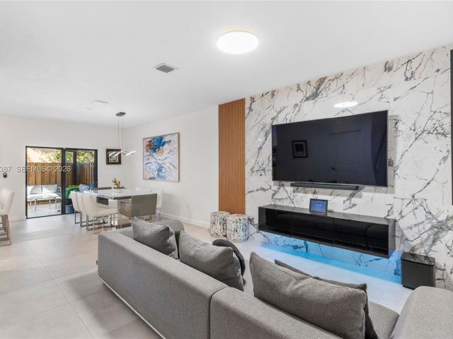 Продажа дома по адресу 28742 SW 134th Ct - фото 7489666