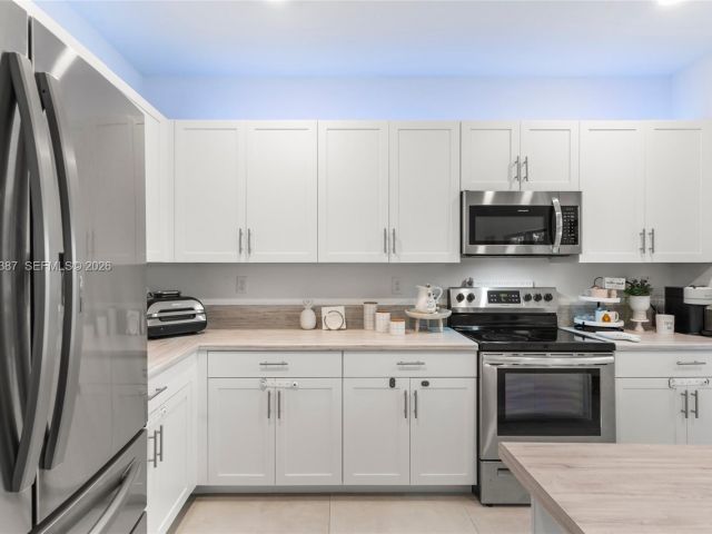 Продажа дома по адресу 28742 SW 134th Ct - фото 7489682