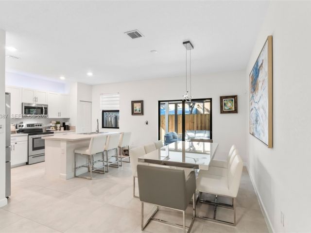 Продажа дома по адресу 28742 SW 134th Ct - фото 7489684