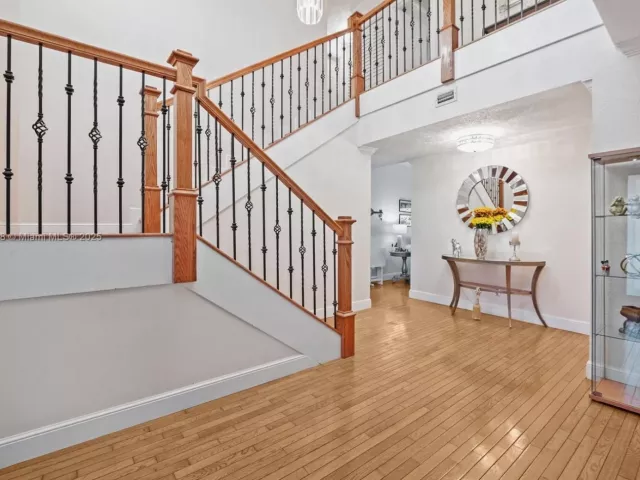 Дом в аренду по адресу 1211 Algeria Ave * - фото 6841259