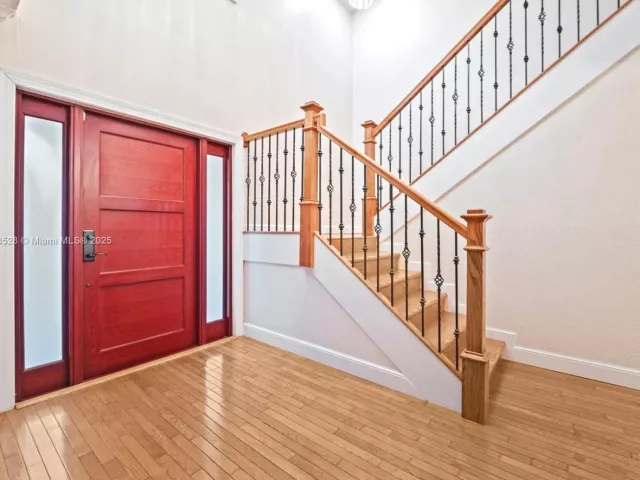 Дом в аренду по адресу 1211 Algeria Ave * - фото 6841262