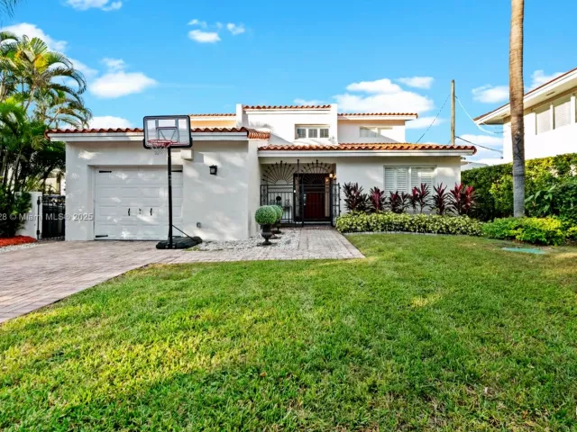 Дом в аренду по адресу 1211 Algeria Ave * - фото 6841266