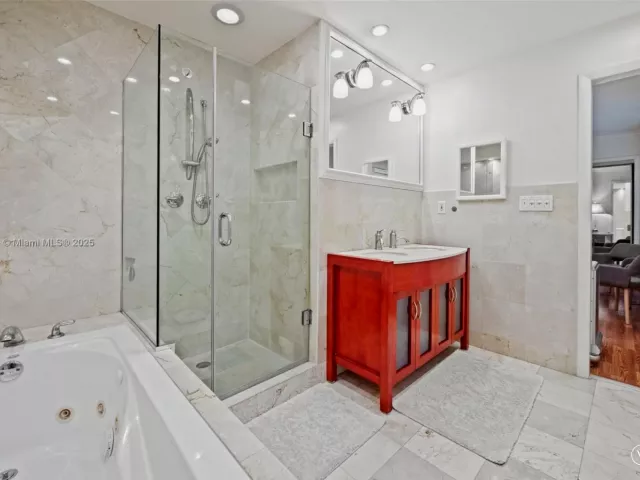 Дом в аренду по адресу 1211 Algeria Ave * - фото 6841247