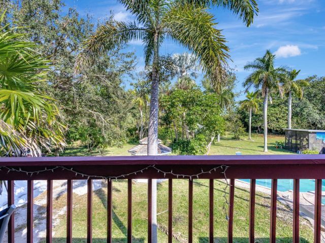 Продажа дома по адресу 550 Skylake Drive - фото 6846479