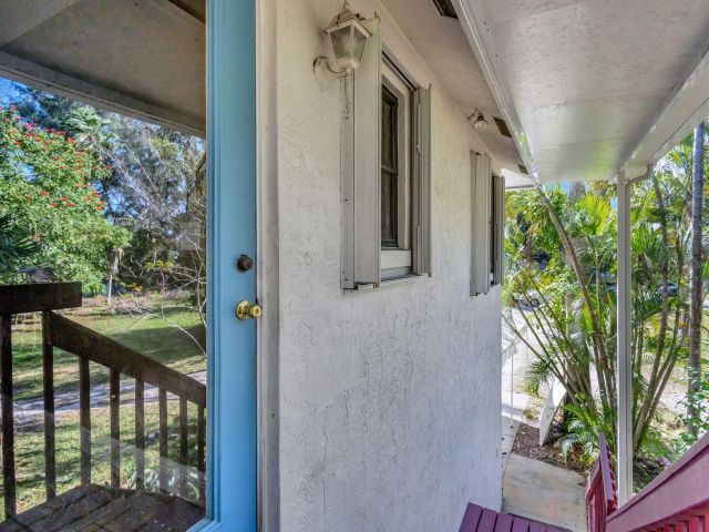 Продажа дома по адресу 550 Skylake Drive - фото 6846487