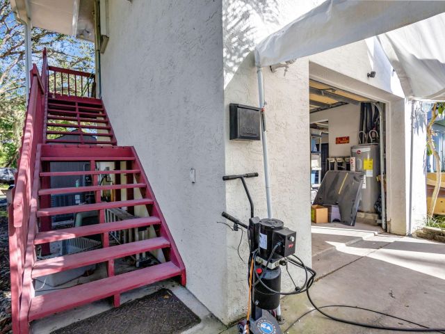 Продажа дома по адресу 550 Skylake Drive - фото 6846488