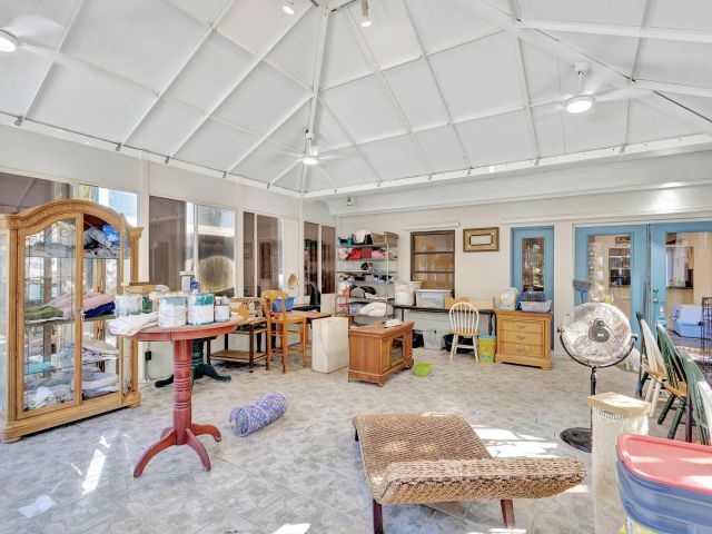 Продажа дома по адресу 550 Skylake Drive - фото 6846495