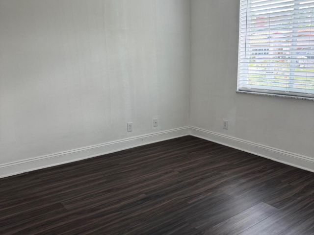 Дом в аренду по адресу 3 Forest Hills Lane - фото 6830322