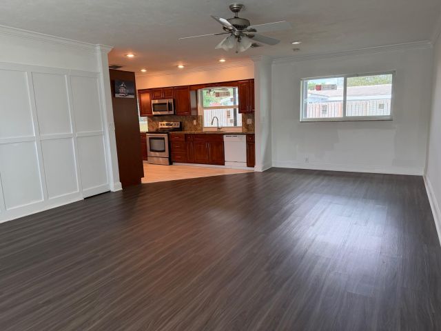 Дом в аренду по адресу 3 Forest Hills Lane - фото 6830330