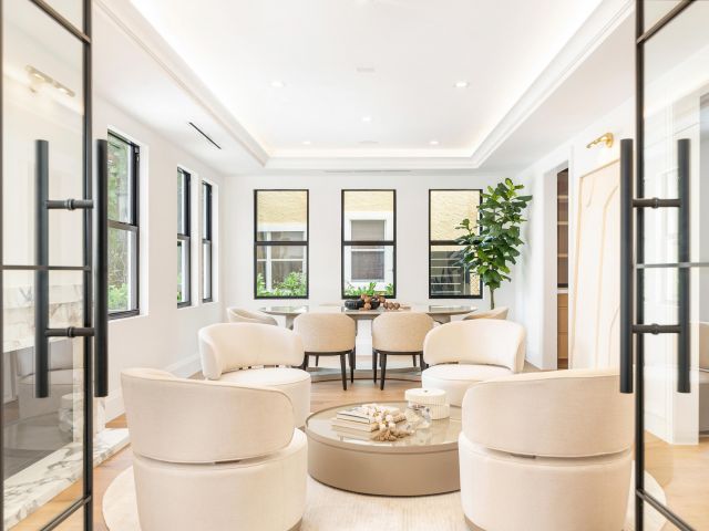 Продажа дома по адресу 317 Greymon Drive - фото 6836658