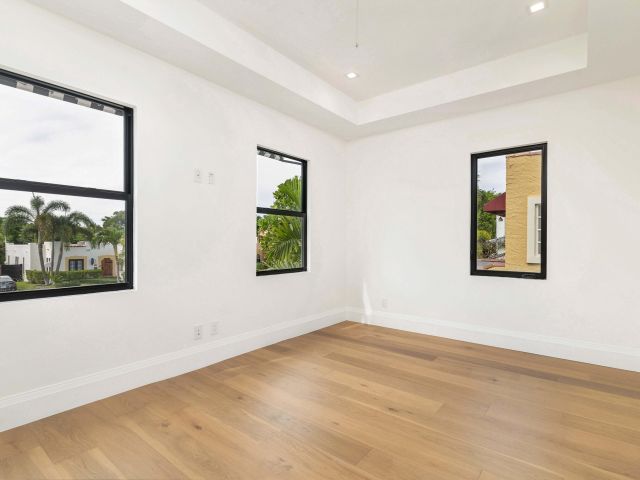 Продажа дома по адресу 317 Greymon Drive - фото 6836662