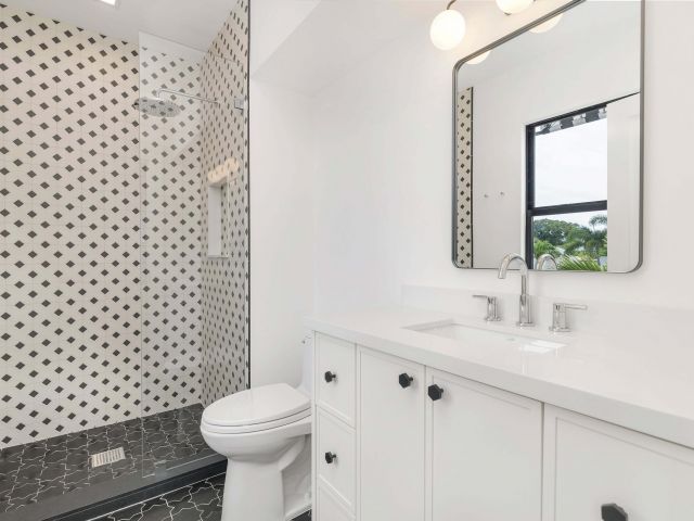 Продажа дома по адресу 317 Greymon Drive - фото 6836664