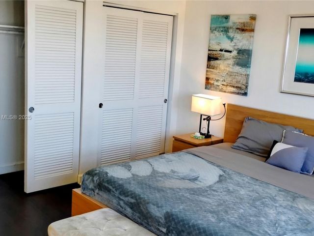 Квартира в аренду номер1002S - фото 6840300