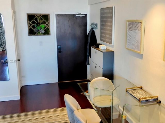 Квартира в аренду номер1002S - фото 6840307