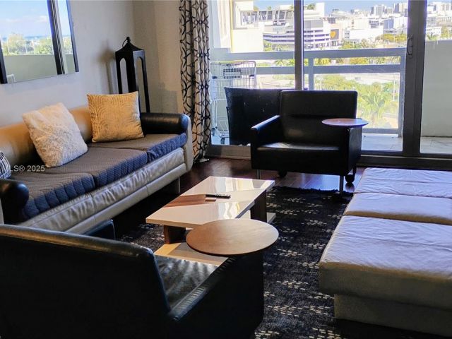 Квартира в аренду номер1002S - фото 6840309