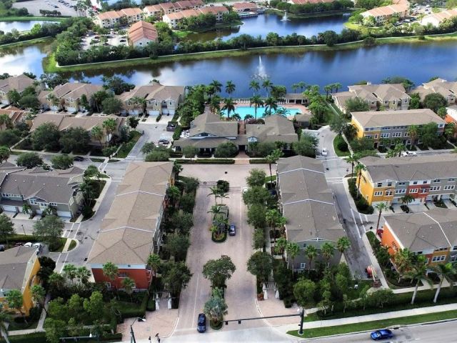 Дом в аренду по адресу 810 Marina Del Ray Lane 7 - фото 6829791